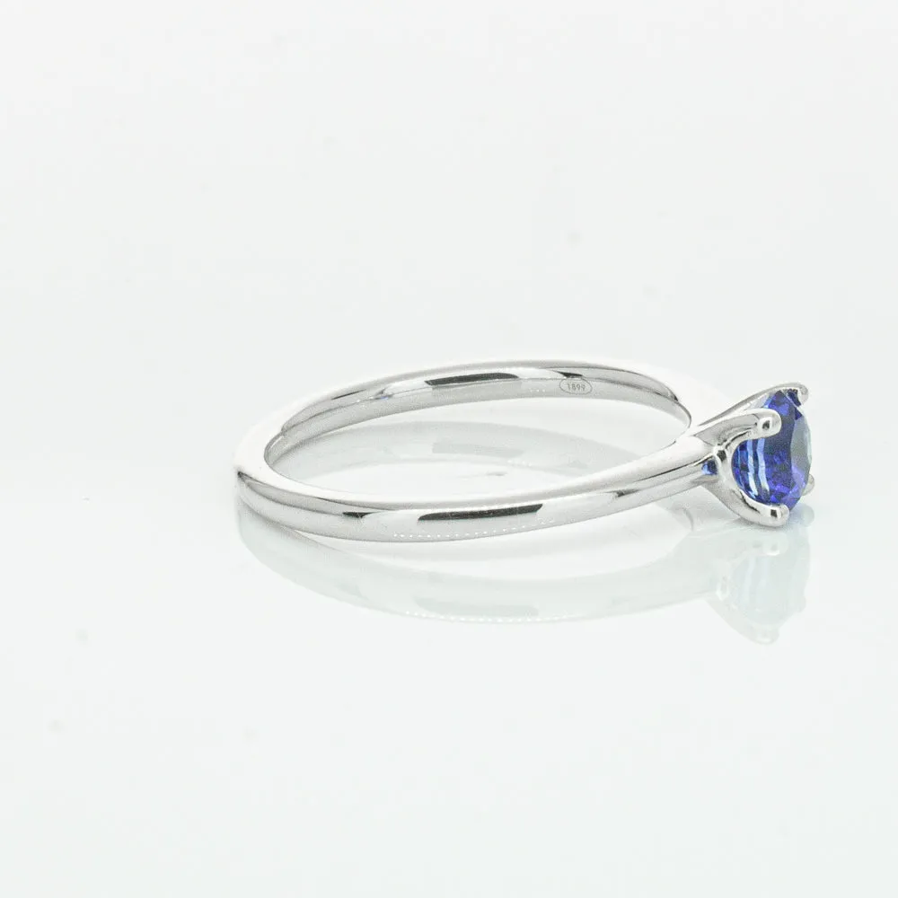 18ct White Gold .77ct Sapphire Melba Ring