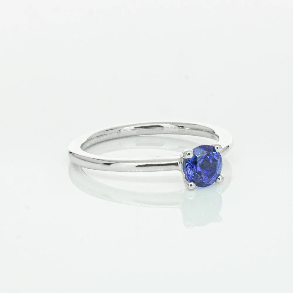 18ct White Gold .77ct Sapphire Melba Ring