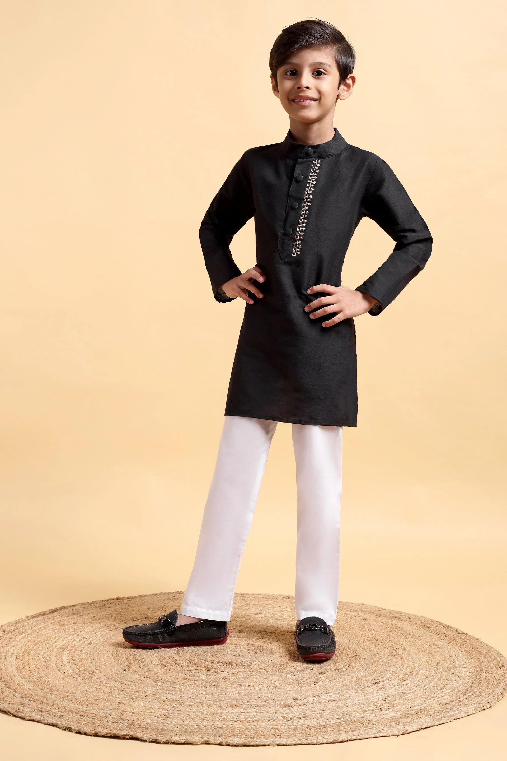 Boys Cotton Silk Embriodery Kurta & Pajama