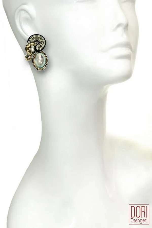 Confidence Elegant Earrings