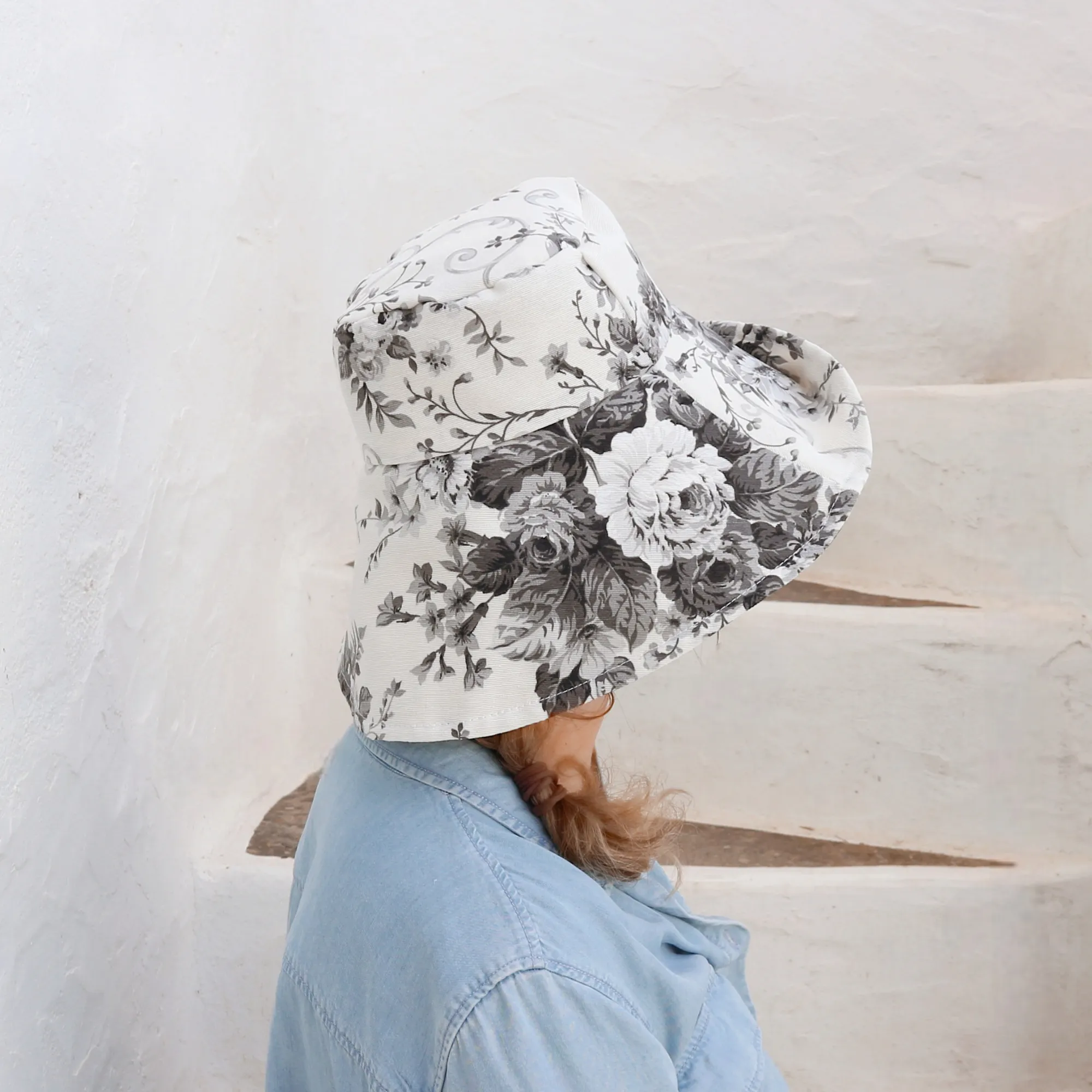 Floral Print Wide Brim Hat - Black & White