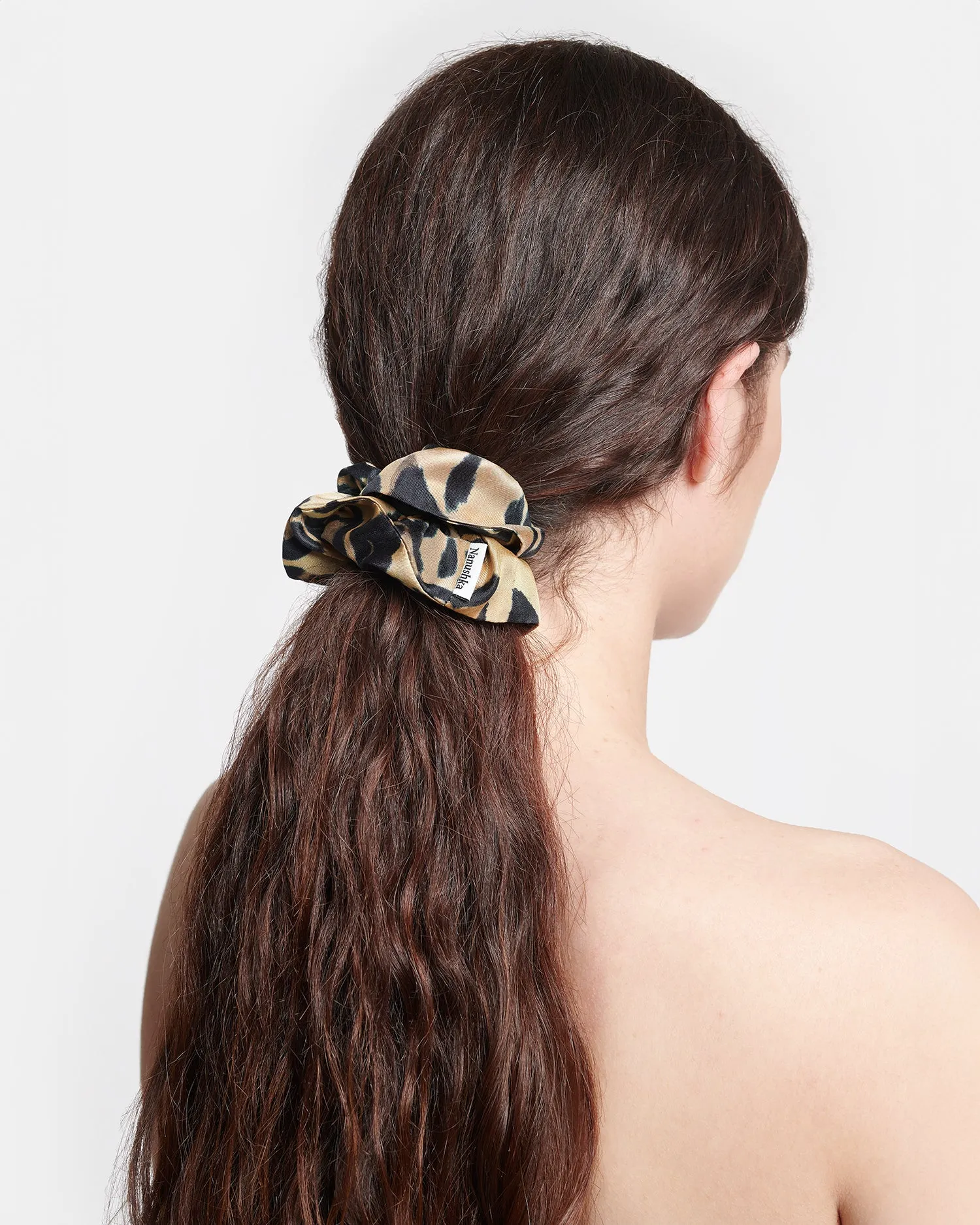 Lou - Printed Twill-Silk Scrunchie - Leopard